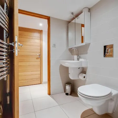Cozy In With Private Pool Ferienhaus *