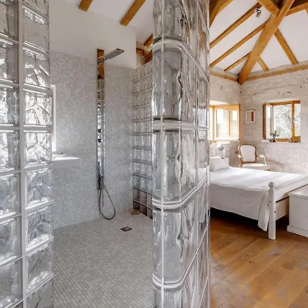 Cozy In With Private Pool